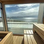 公寓 Sea View Luxury Penthouse With Sauna, Jacuzzi And Pool In Superior