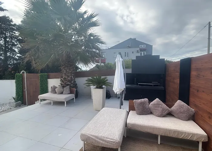 Daire Sea View Luxury Penthouse With Sauna, Jacuzzi And Pool In Superior *