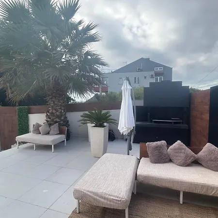 Daire Sea View Luxury Penthouse With Sauna, Jacuzzi And Pool In Superior *
