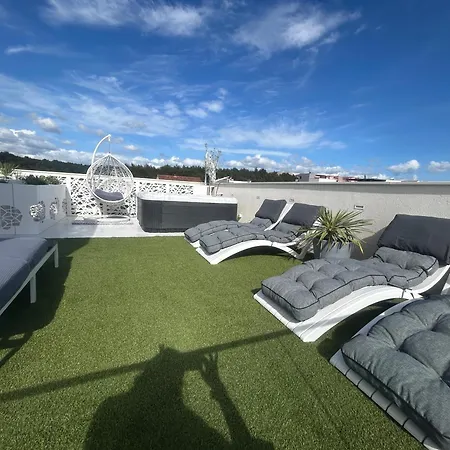 Daire Sea View Luxury Penthouse With Sauna, Jacuzzi And Pool In Superior Zadar