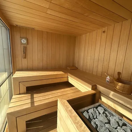 Sea View Luxury Penthouse With Sauna, Jacuzzi And Pool In Superior * Ζαντάρ