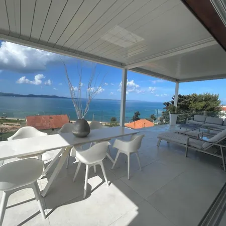 Sea View Luxury Penthouse With Sauna, Jacuzzi And Pool In Villa Zadar Superior Apartman Zára